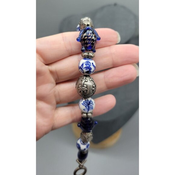 Silver Tone Blue Art Glass Fish Panda Round Beaded Wrap Bracelet B1A - Picture 2 of 6